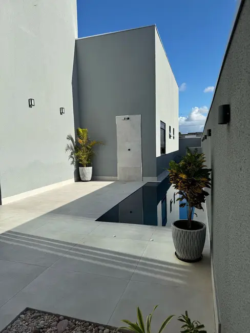 Foto 3 de Casa de Condomínio com 3 quartos à venda, 300m2 em Morada dos Nobres, Cuiaba - MT