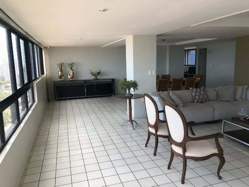 Foto 1 de Apartamento com 4 quartos para alugar, 250m2 em Brisamar, Joao Pessoa - PB
