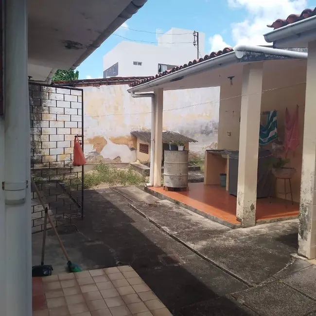 Casa com 3 quartos à venda, 450m2 em Miramar, Joao Pessoa - PB - imagem 5 Foto 5 de Casa com 3 quartos à venda, 450m2 em Miramar, Joao Pessoa - PB