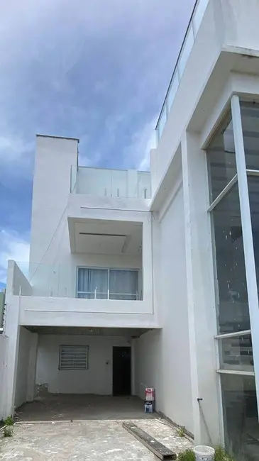 Casa com 5 quartos à venda, 300m2 em Portal do Poço, Cabedelo - PB - imagem 3 Foto 3 de Casa com 5 quartos à venda, 300m2 em Portal do Poço, Cabedelo - PB