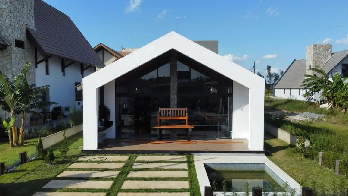 Foto 1 de Casa com 4 quartos à venda, 240m2 em Bananeiras - PB