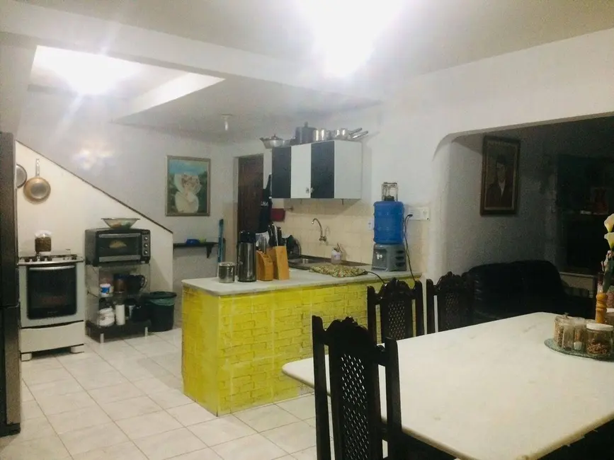 Casa com 5 quartos à venda, 960m2 em Nações, Campina Grande - PB - imagem 3 Foto 3 de Casa com 5 quartos à venda, 960m2 em Nações, Campina Grande - PB