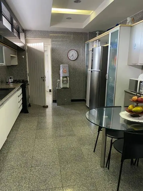 Foto 2 de Apartamento com 5 quartos à venda, 250m2 em Jardim Oceania, Joao Pessoa - PB