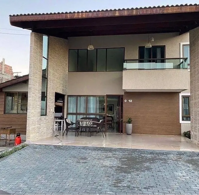 Foto 5 de Casa com 7 quartos à venda, 320m2 em Centro, Bananeiras - PB