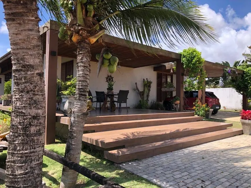 Foto 1 de Casa com 3 quartos à venda, 340m2 em Conde - PB