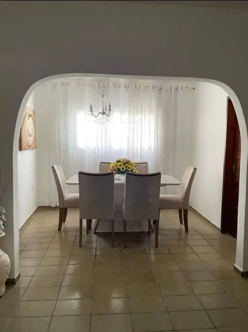 Casa com 7 quartos à venda, 225m2 em Centro, Campina Grande - PB - imagem 8 Foto 8 de Casa com 7 quartos à venda, 225m2 em Centro, Campina Grande - PB