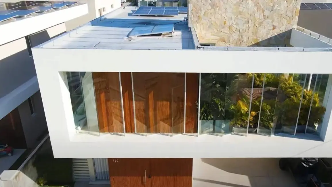 Foto 1 de Casa com 4 quartos à venda, 342m2 em Ponta de Campina, Cabedelo - PB