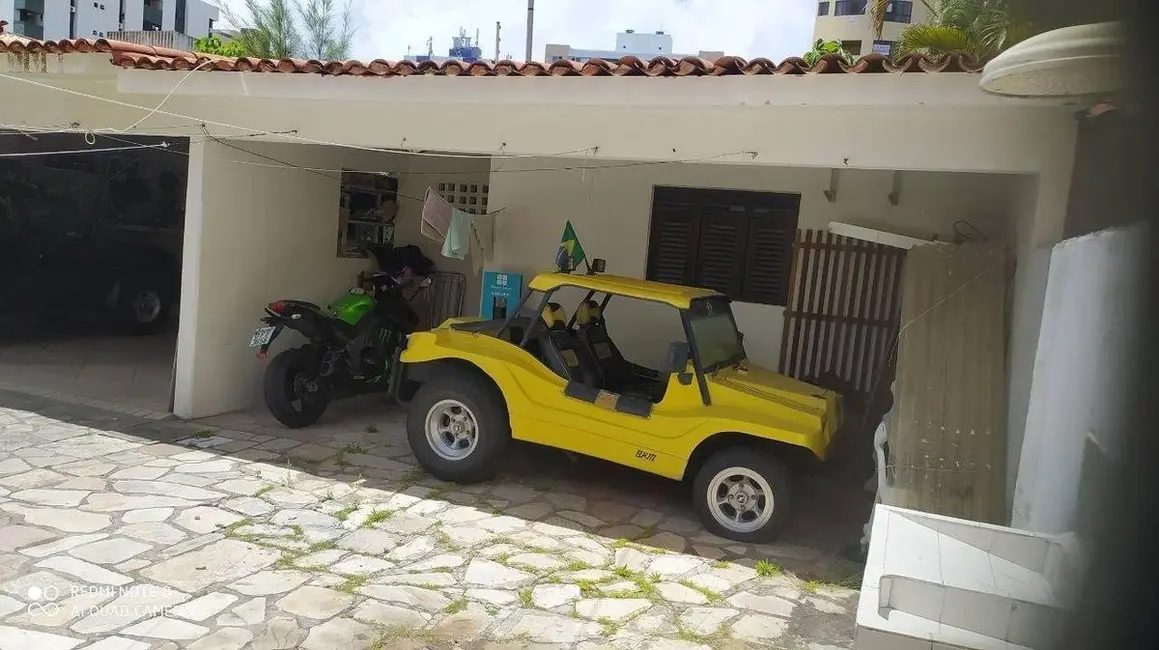 Foto 2 de Casa com 6 quartos à venda, 298m2 em Manaíra, Joao Pessoa - PB