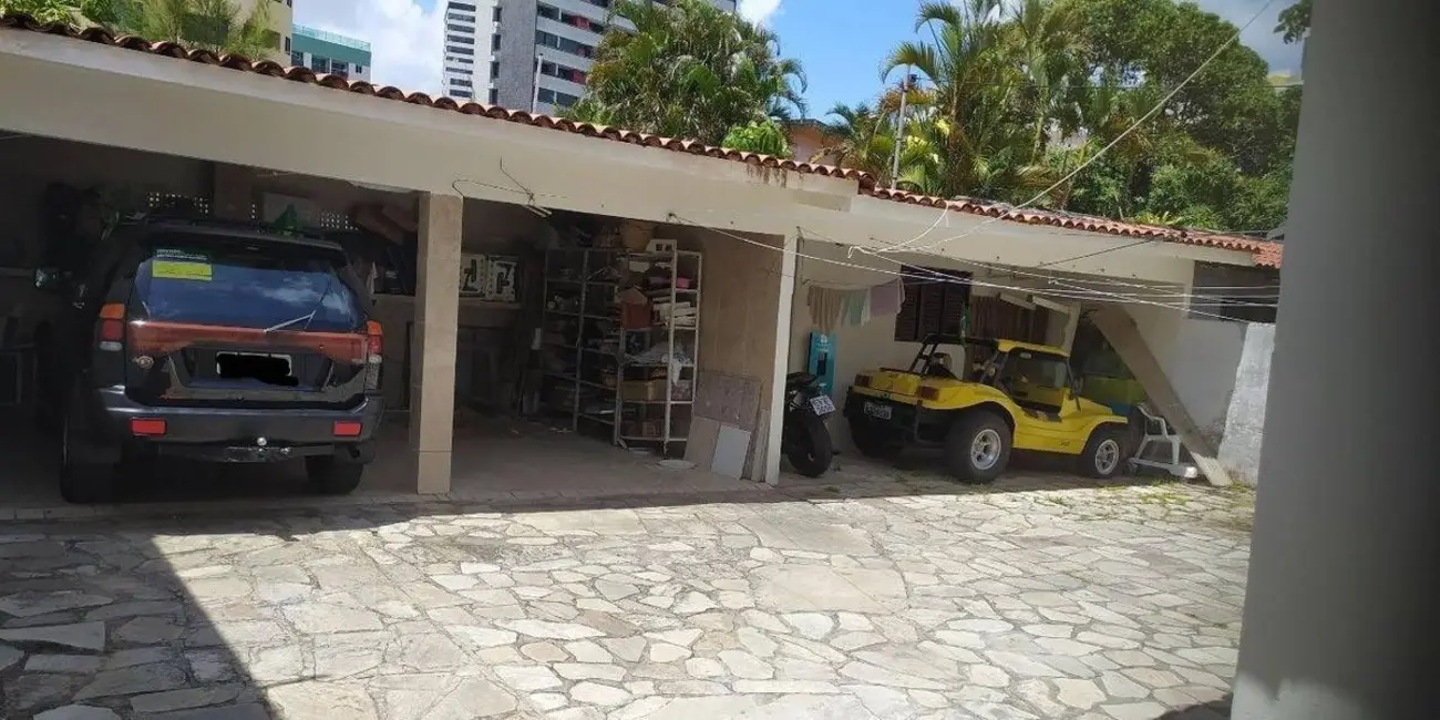 Foto 3 de Casa com 6 quartos à venda, 298m2 em Manaíra, Joao Pessoa - PB