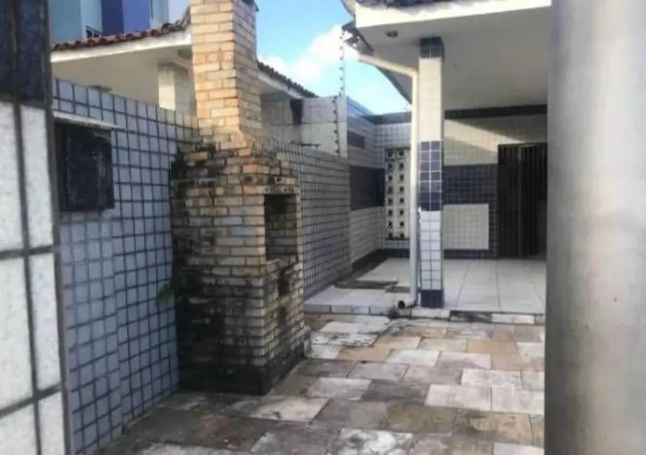 Foto 6 de Casa com 4 quartos à venda, 300m2 em Cristo Redentor, Joao Pessoa - PB