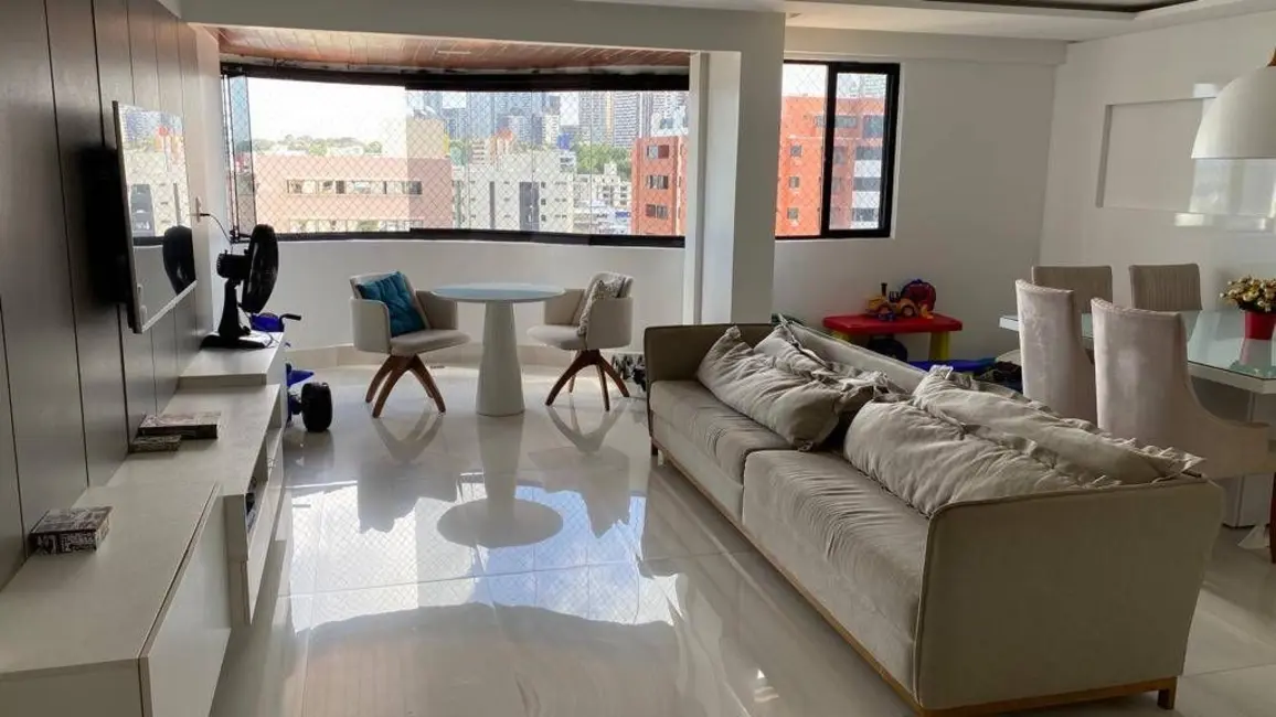 Foto 3 de Apartamento com 3 quartos à venda, 310m2 em Tambaú, Joao Pessoa - PB