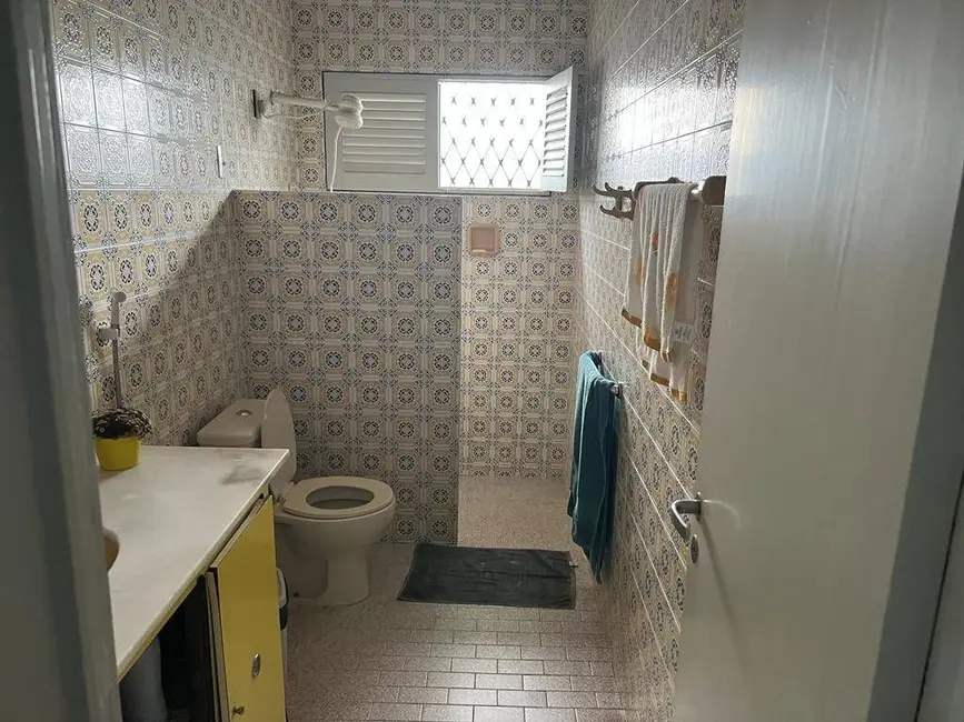 Casa com 3 quartos à venda, 360m2 em Estados, Joao Pessoa - PB - imagem 9 Foto 9 de Casa com 3 quartos à venda, 360m2 em Estados, Joao Pessoa - PB