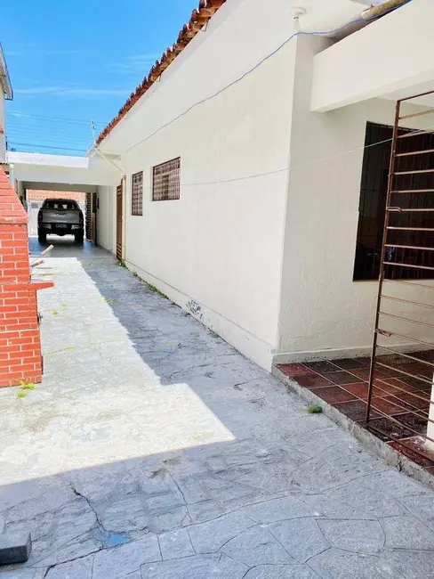 Foto 3 de Casa com 4 quartos à venda, 242m2 em Expedicionários, Joao Pessoa - PB