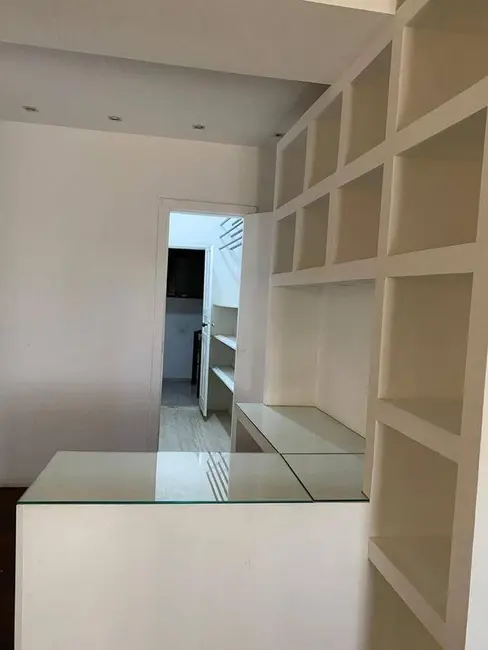 Casa com 3 quartos para alugar, 12m2 em Planalto, Belo Horizonte - MG - imagem 5 Foto 5 de Casa com 3 quartos para alugar, 12m2 em Planalto, Belo Horizonte - MG