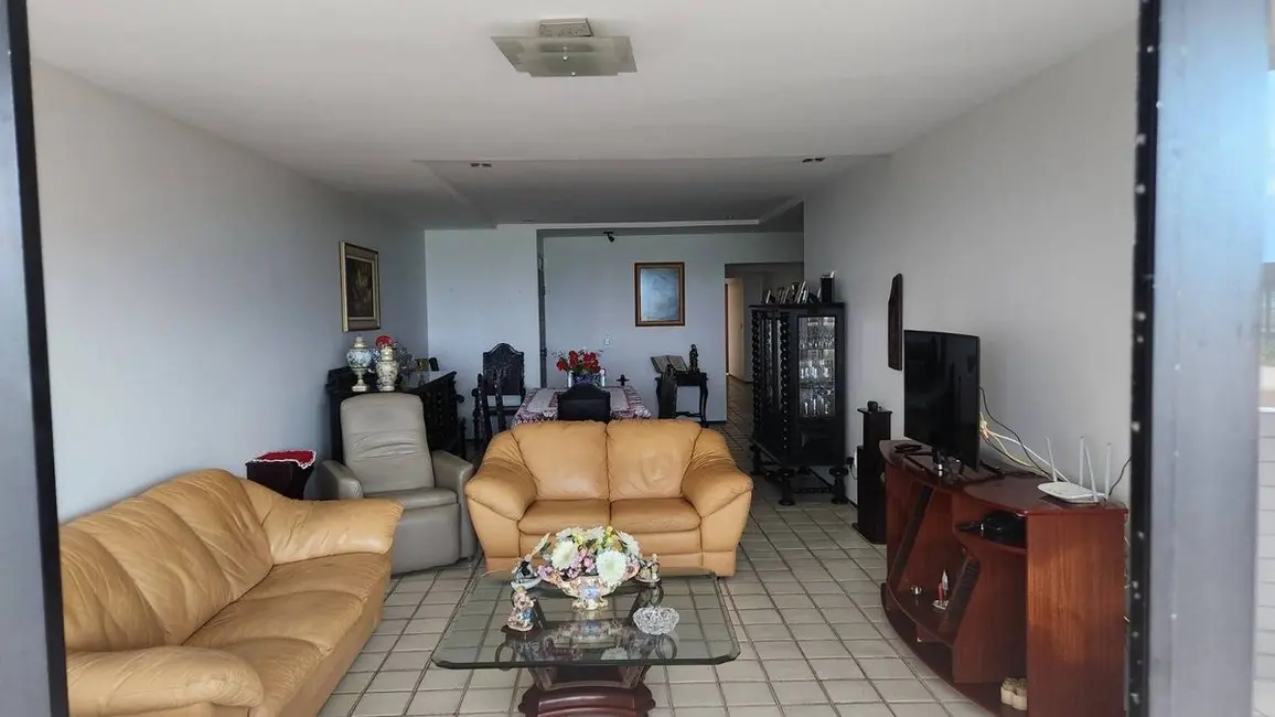 Foto 6 de Apartamento com 4 quartos à venda, 240m2 em Cabo Branco, Joao Pessoa - PB