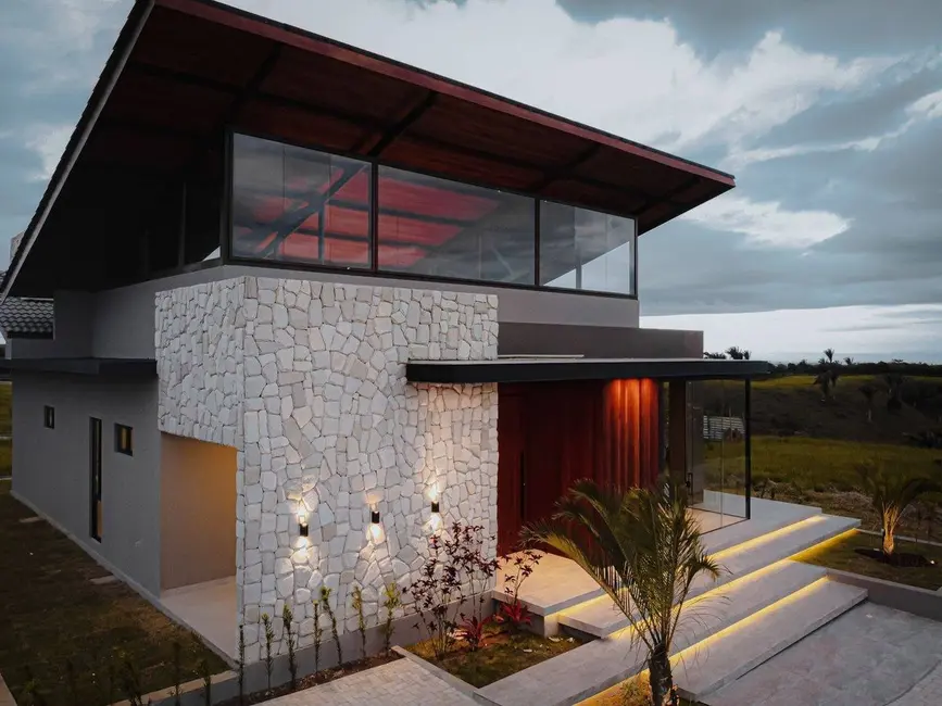 Casa com 4 quartos à venda, 180m2 em Bananeiras - PB - imagem 4 Foto 4 de Casa com 4 quartos à venda, 180m2 em Bananeiras - PB