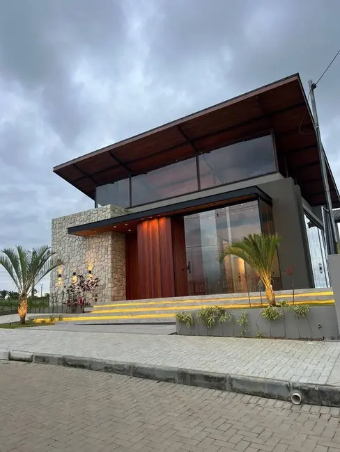 Foto 1 de Casa com 4 quartos à venda, 180m2 em Bananeiras - PB