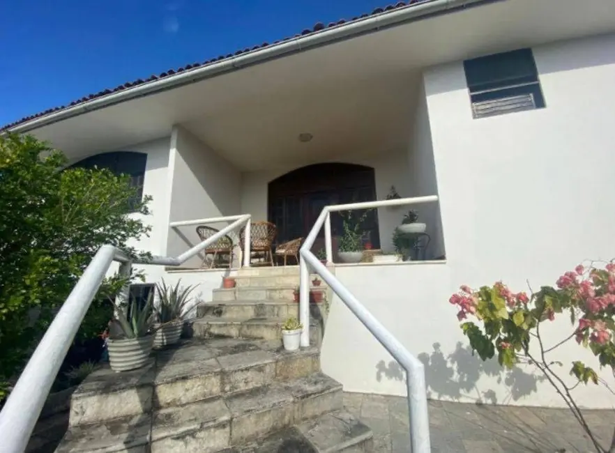 Foto 3 de Casa com 8 quartos à venda, 478m2 em Estados, Joao Pessoa - PB