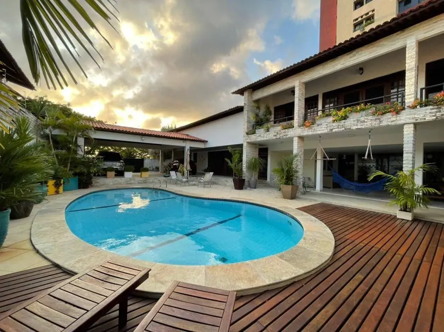 Casa com 5 quartos para alugar, 600m2 em Bessa, Joao Pessoa - PB - imagem 9 Foto 9 de Casa com 5 quartos para alugar, 600m2 em Bessa, Joao Pessoa - PB