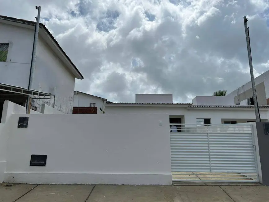 Foto 1 de Casa com 3 quartos à venda, 70m2 em Conde - PB