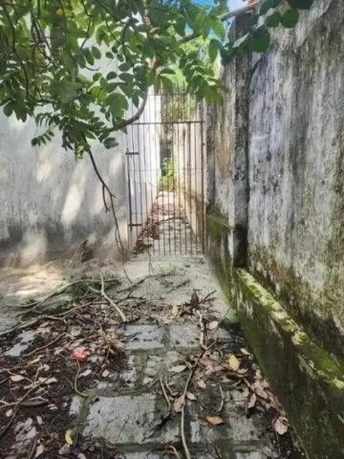 Casa com 3 quartos à venda, 350m2 em Centro, Campina Grande - PB - imagem 3 Foto 3 de Casa com 3 quartos à venda, 350m2 em Centro, Campina Grande - PB