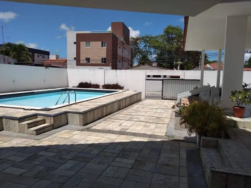 Foto 1 de Casa com 5 quartos à venda, 680m2 em Tambauzinho, Joao Pessoa - PB