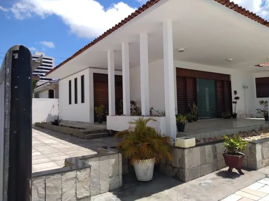 Casa com 5 quartos à venda, 680m2 em Tambauzinho, Joao Pessoa - PB - imagem 8 Foto 8 de Casa com 5 quartos à venda, 680m2 em Tambauzinho, Joao Pessoa - PB