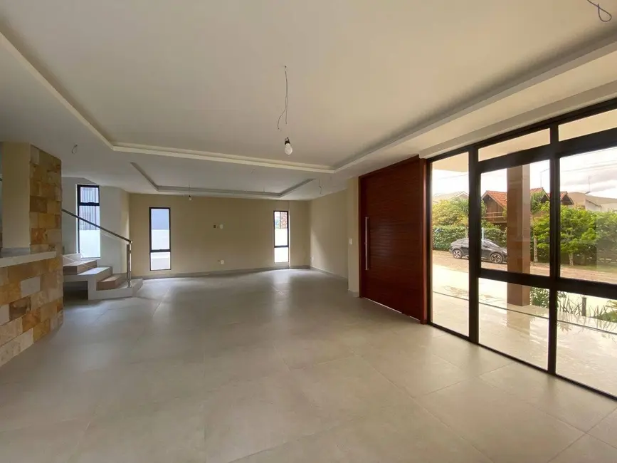 Foto 6 de Casa com 5 quartos à venda, 364m2 em Bananeiras - PB