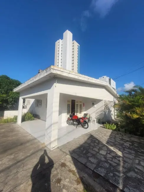 Casa com 3 quartos à venda, 450m2 em Estados, Joao Pessoa - PB - imagem 5 Foto 5 de Casa com 3 quartos à venda, 450m2 em Estados, Joao Pessoa - PB