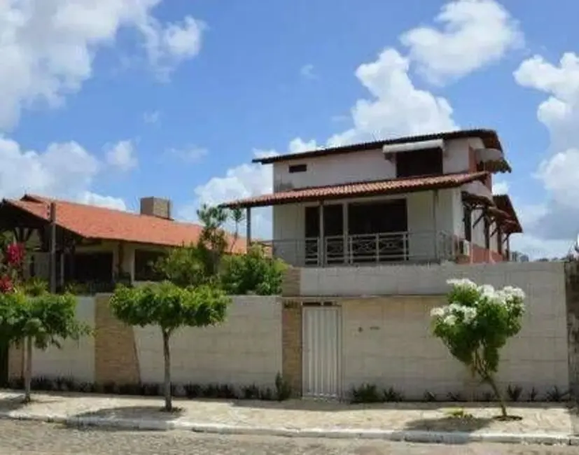 Foto 2 de Casa com 5 quartos para alugar, 400m2 em Altiplano Cabo Branco, Joao Pessoa - PB