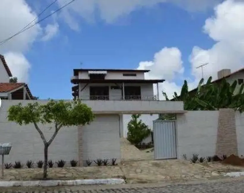 Casa com 5 quartos para alugar, 400m2 em Altiplano Cabo Branco, Joao Pessoa - PB - imagem 3 Foto 3 de Casa com 5 quartos para alugar, 400m2 em Altiplano Cabo Branco, Joao Pessoa - PB