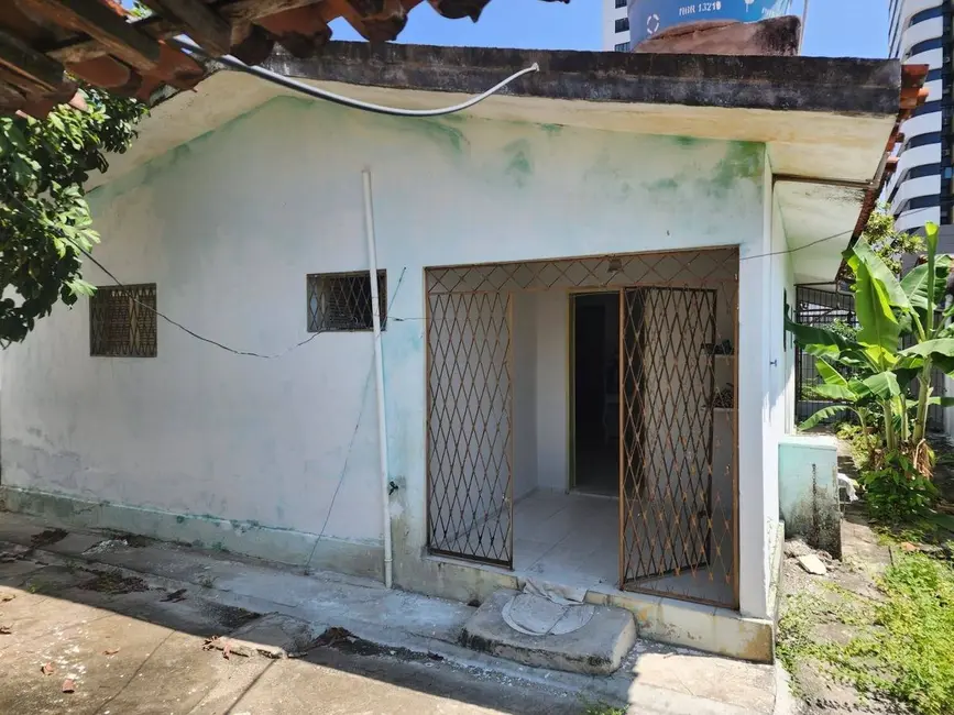 Foto 1 de Casa com 3 quartos à venda, 360m2 em Manaíra, Joao Pessoa - PB