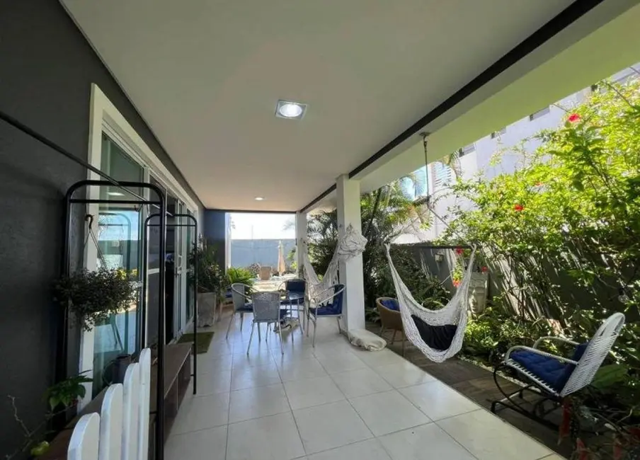 Foto 2 de Casa com 3 quartos à venda, 260m2 em Cabedelo - PB