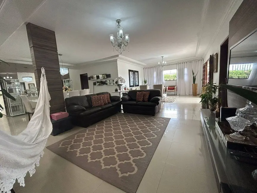 Casa com 5 quartos à venda, 800m2 em Estados, Joao Pessoa - PB - imagem 4 Foto 4 de Casa com 5 quartos à venda, 800m2 em Estados, Joao Pessoa - PB