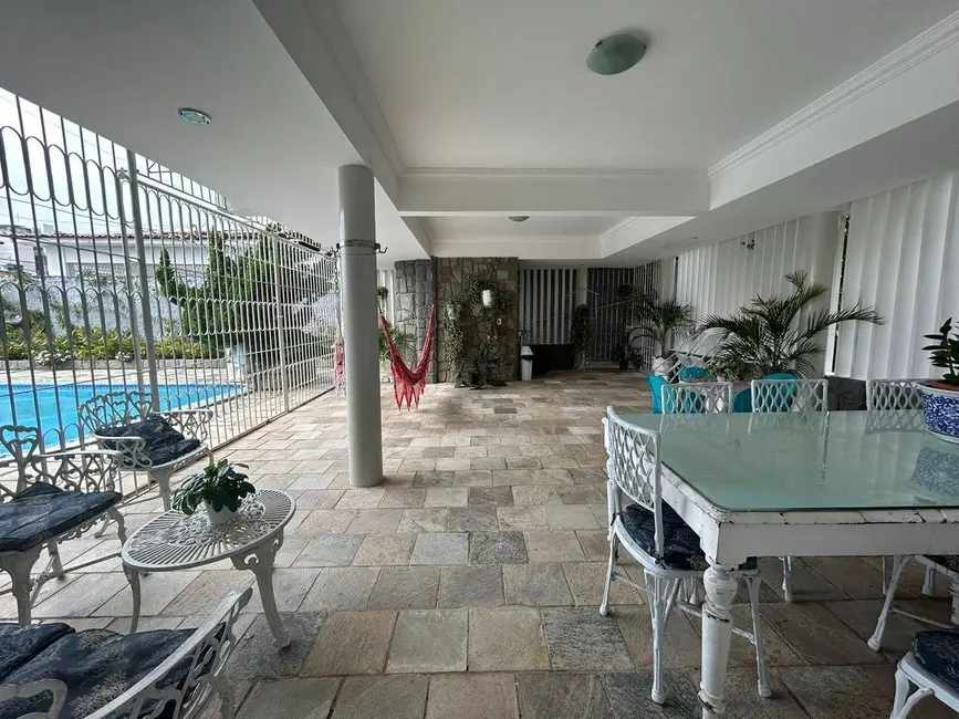 Casa com 5 quartos à venda, 800m2 em Estados, Joao Pessoa - PB - imagem 7 Foto 7 de Casa com 5 quartos à venda, 800m2 em Estados, Joao Pessoa - PB