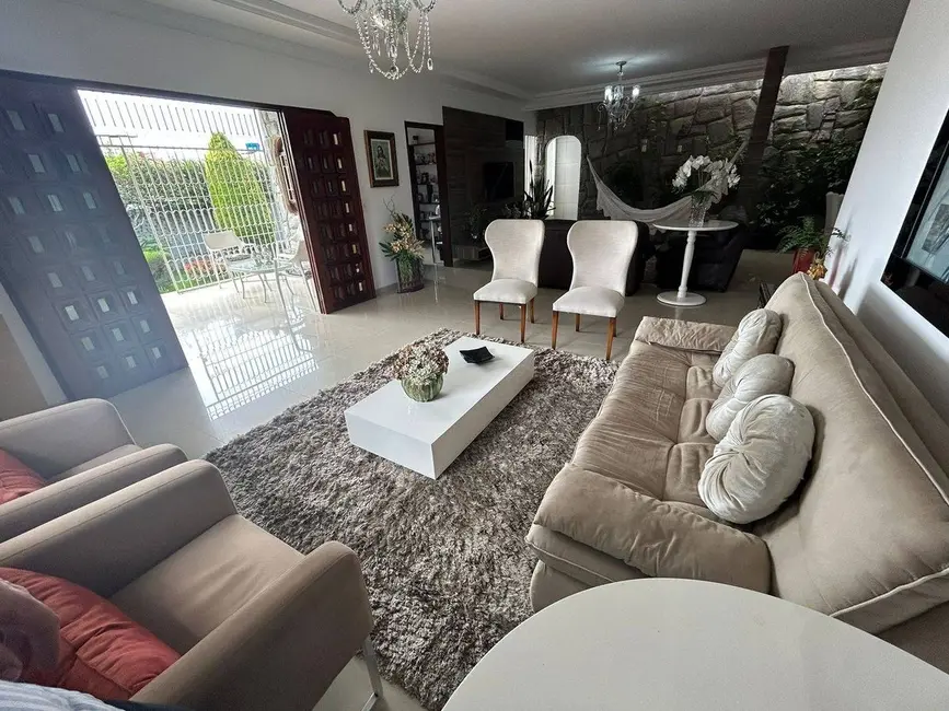 Casa com 5 quartos à venda, 800m2 em Estados, Joao Pessoa - PB - imagem 5 Foto 5 de Casa com 5 quartos à venda, 800m2 em Estados, Joao Pessoa - PB