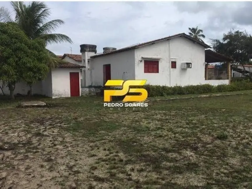 Foto 1 de Casa com 2 quartos à venda, 180m2 em Centro, Lucena - PB