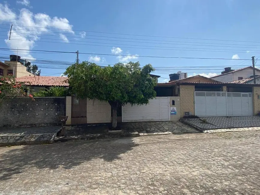 Foto 1 de Casa com 3 quartos à venda, 160m2 em Treze de Maio, Joao Pessoa - PB