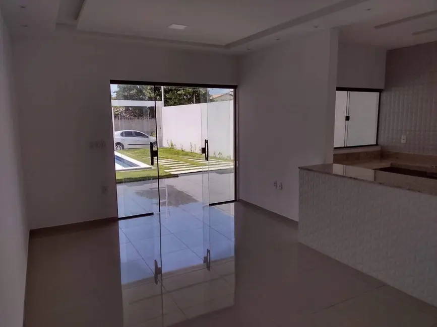Foto 1 de Casa com 3 quartos à venda, 210m2 em Conde - PB
