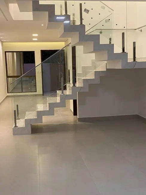 Casa com 3 quartos à venda, 203m2 em Bessa, Joao Pessoa - PB - imagem 3 Foto 3 de Casa com 3 quartos à venda, 203m2 em Bessa, Joao Pessoa - PB