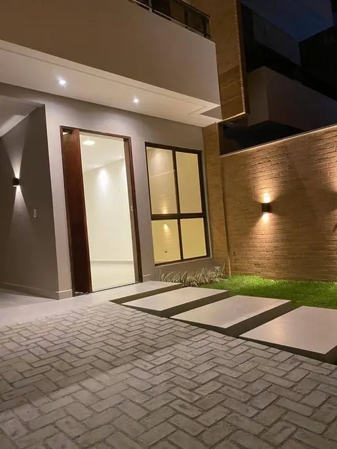 Foto 2 de Casa com 3 quartos à venda, 203m2 em Bessa, Joao Pessoa - PB