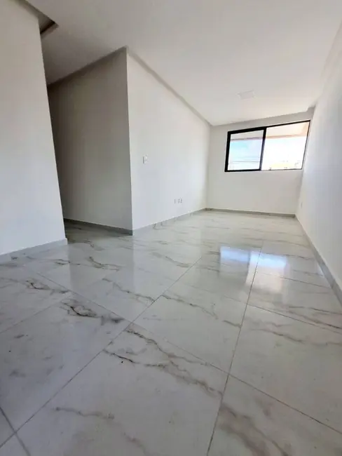 Foto 2 de Apartamento com 3 quartos à venda, 70m2 em Bancários, Joao Pessoa - PB