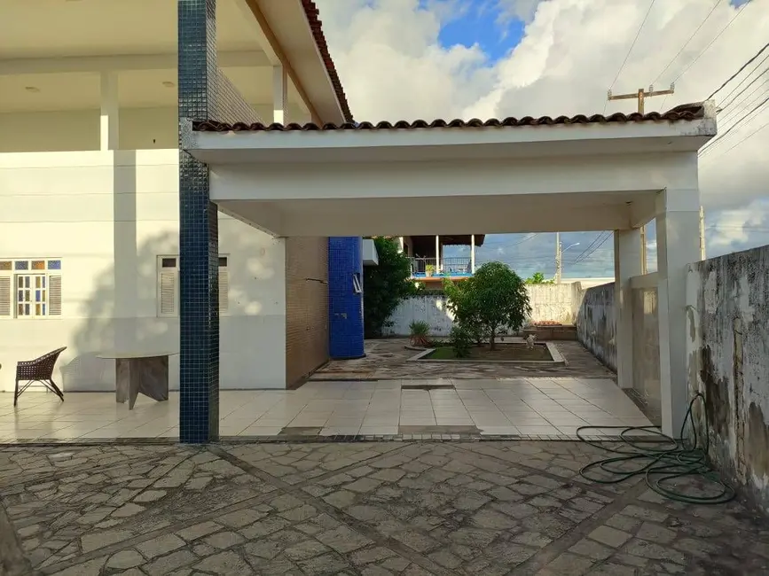 Casa com 5 quartos para alugar, 350m2 em Camboinha, Cabedelo - PB - imagem 2 Foto 2 de Casa com 5 quartos para alugar, 350m2 em Camboinha, Cabedelo - PB