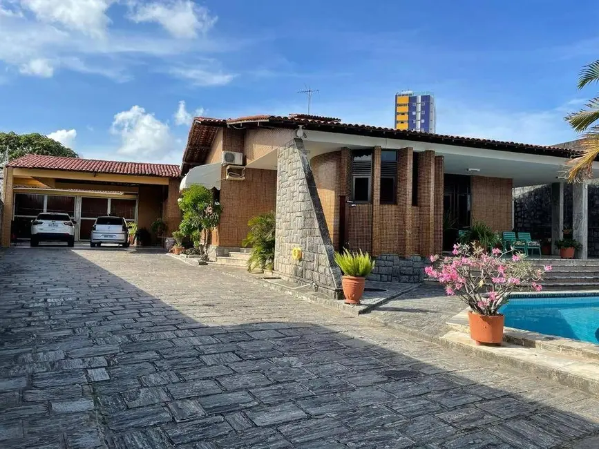 Foto 4 de Casa com 5 quartos à venda, 1000m2 em Torre, Joao Pessoa - PB