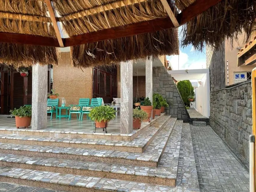 Foto 5 de Casa com 5 quartos à venda, 1000m2 em Torre, Joao Pessoa - PB