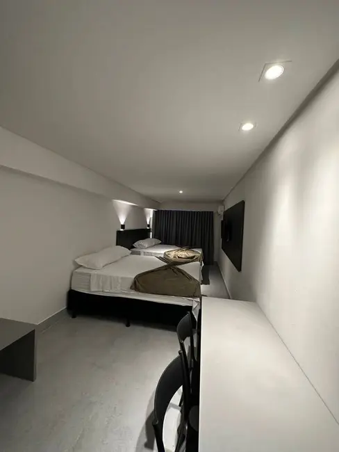 Foto 1 de Apartamento com 1 quarto para alugar, 30m2 em Manaíra, Joao Pessoa - PB