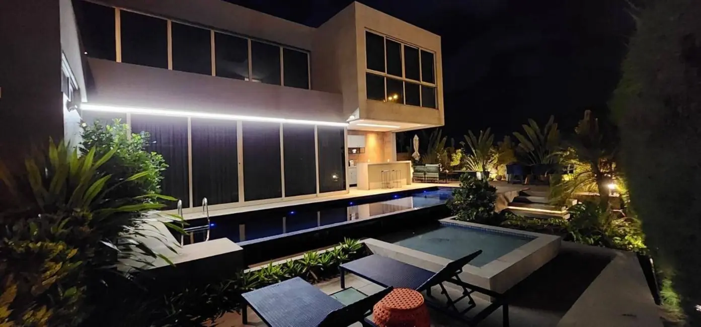 Foto 2 de Casa com 4 quartos à venda, 380m2 em Cabedelo - PB