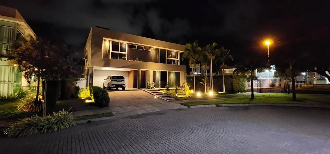 Casa com 4 quartos à venda, 380m2 em Cabedelo - PB - imagem 3 Foto 3 de Casa com 4 quartos à venda, 380m2 em Cabedelo - PB