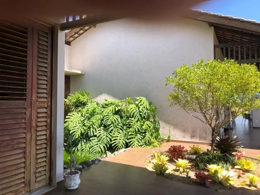 Foto 2 de Casa com 3 quartos à venda, 340m2 em Conde - PB
