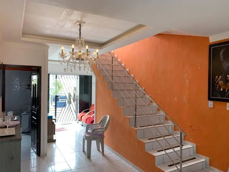 Foto 2 de Casa com 4 quartos à venda, 100m2 em Centro, Lucena - PB